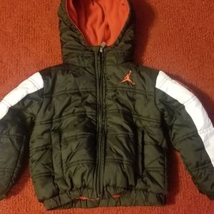 INFANT" MICHAEL JORDAN PUFFER HOODED COAT SZ. 3T